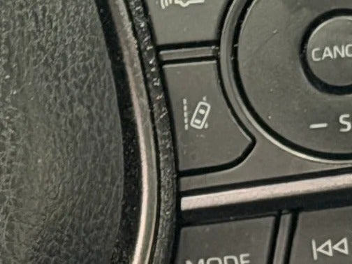 2022 Toyota Camry SE - Photo 17