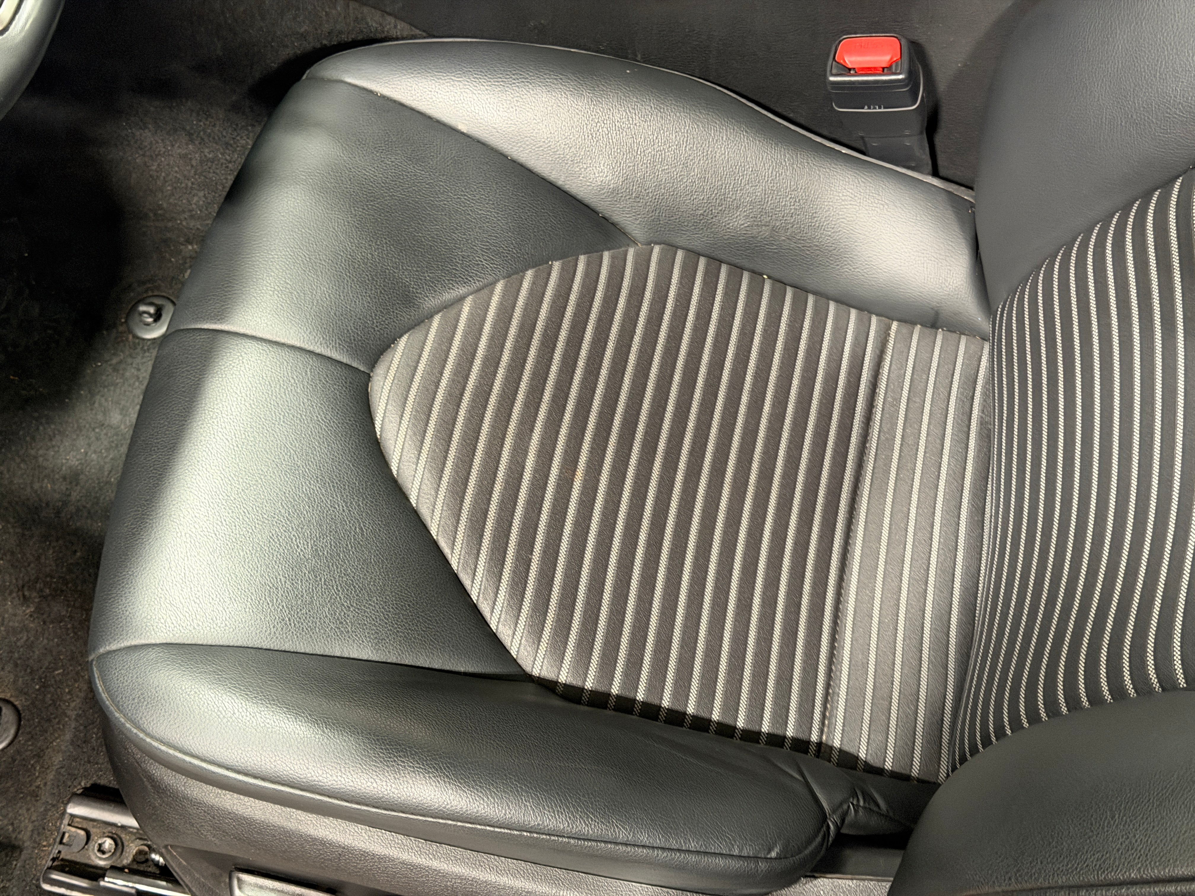 2022 Toyota Camry SE - Photo 20