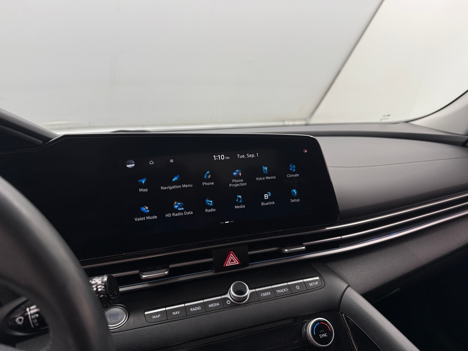 Thumbnail: 2023 Hyundai Elantra - 3
