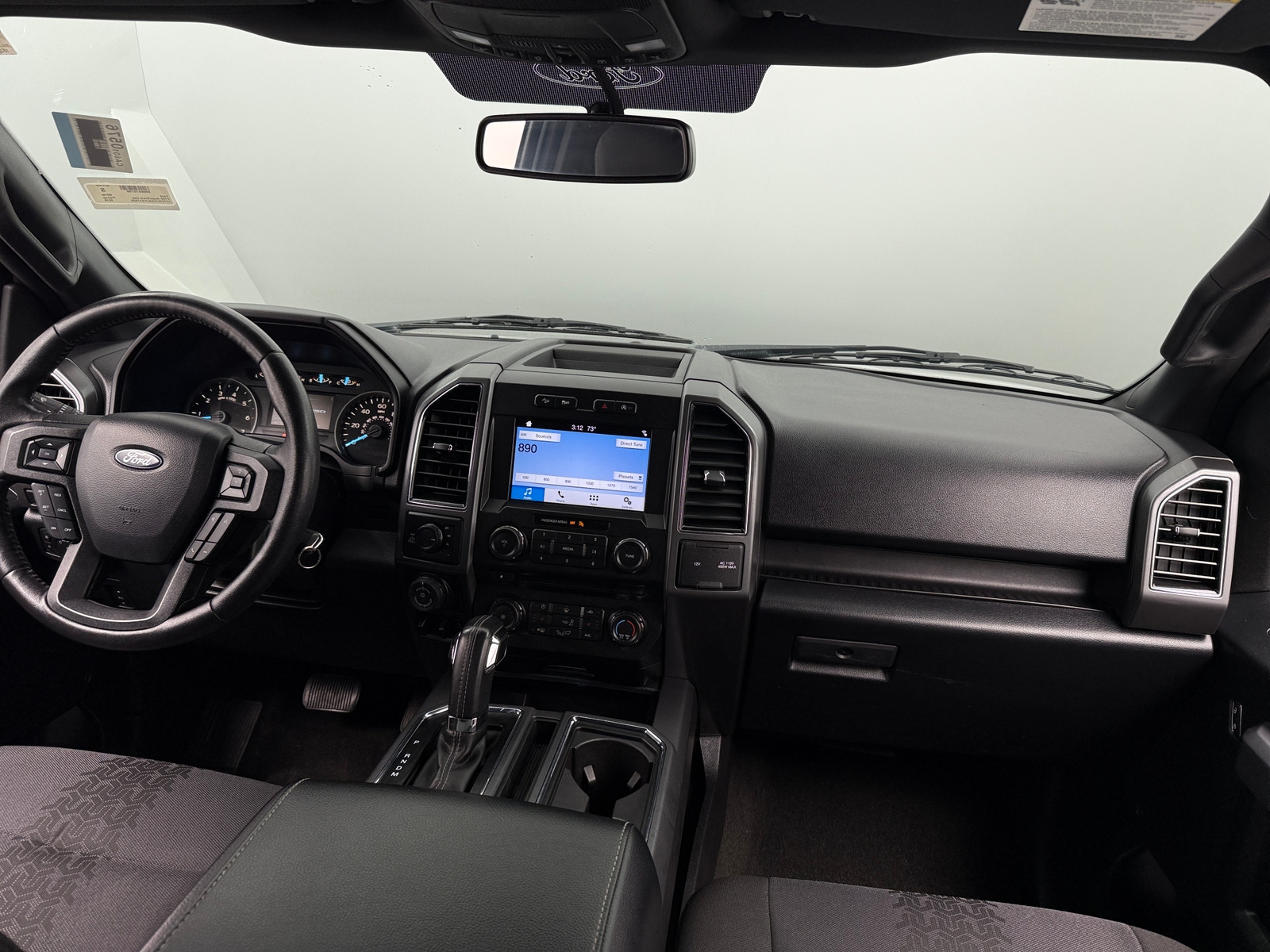 Thumbnail: 2018 Ford Econoline - 3