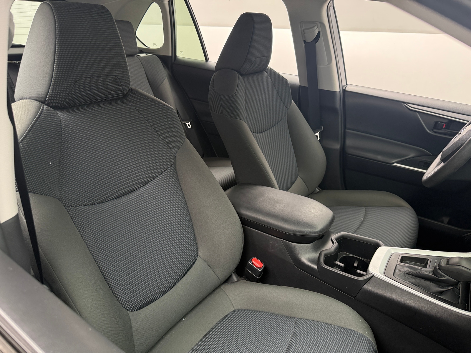 Thumbnail: 2022 Toyota RAV4 - 2