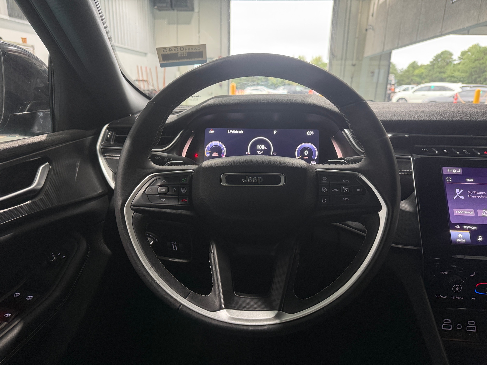 Thumbnail: 2023 Jeep Grand Cherokee - 4