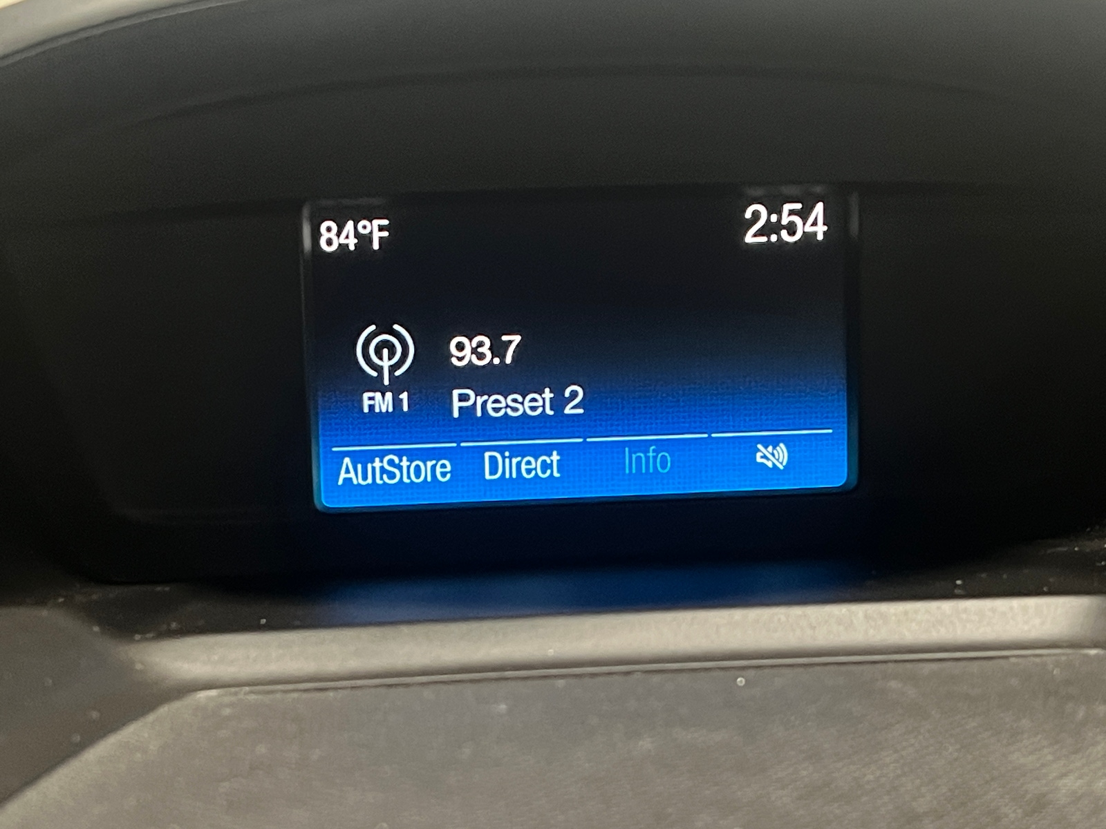 Thumbnail: 2018 Ford Escape - 4