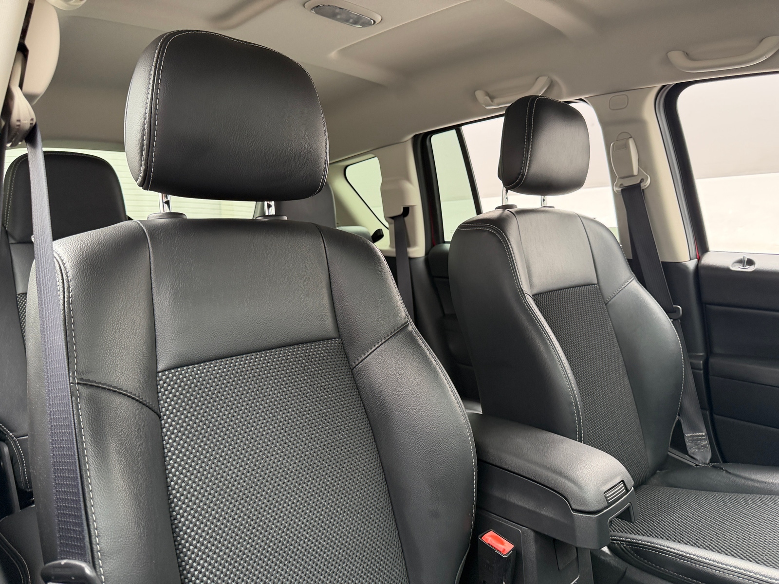 Thumbnail: 2017 Jeep Compass - 2