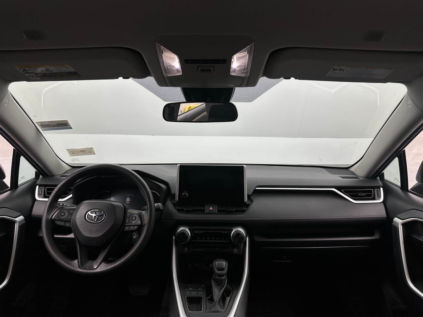 Thumbnail: 2025 Toyota RAV4 - 3
