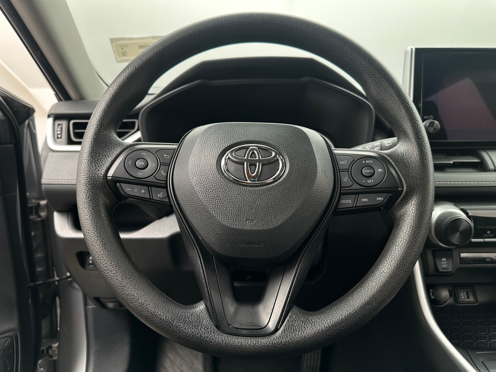 Thumbnail: 2025 Toyota RAV4 - 5