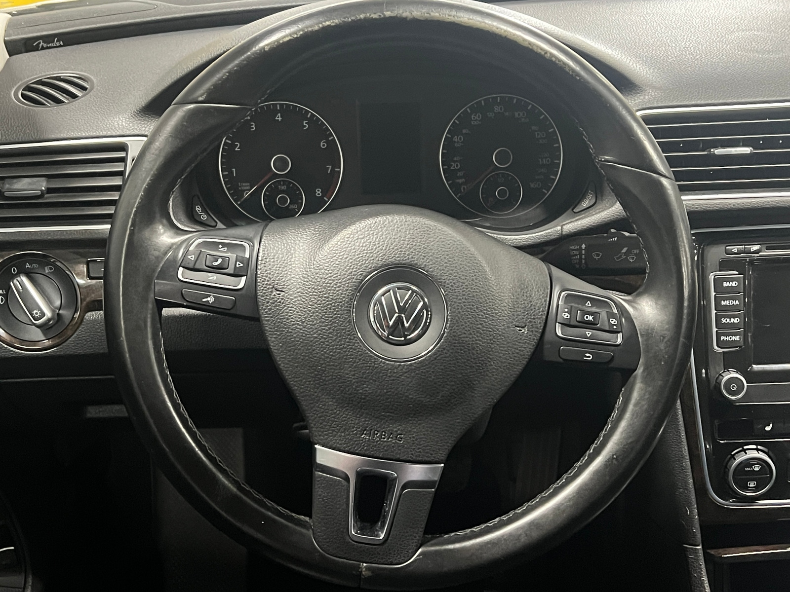 Thumbnail: 2015 Volkswagen Passat - 4