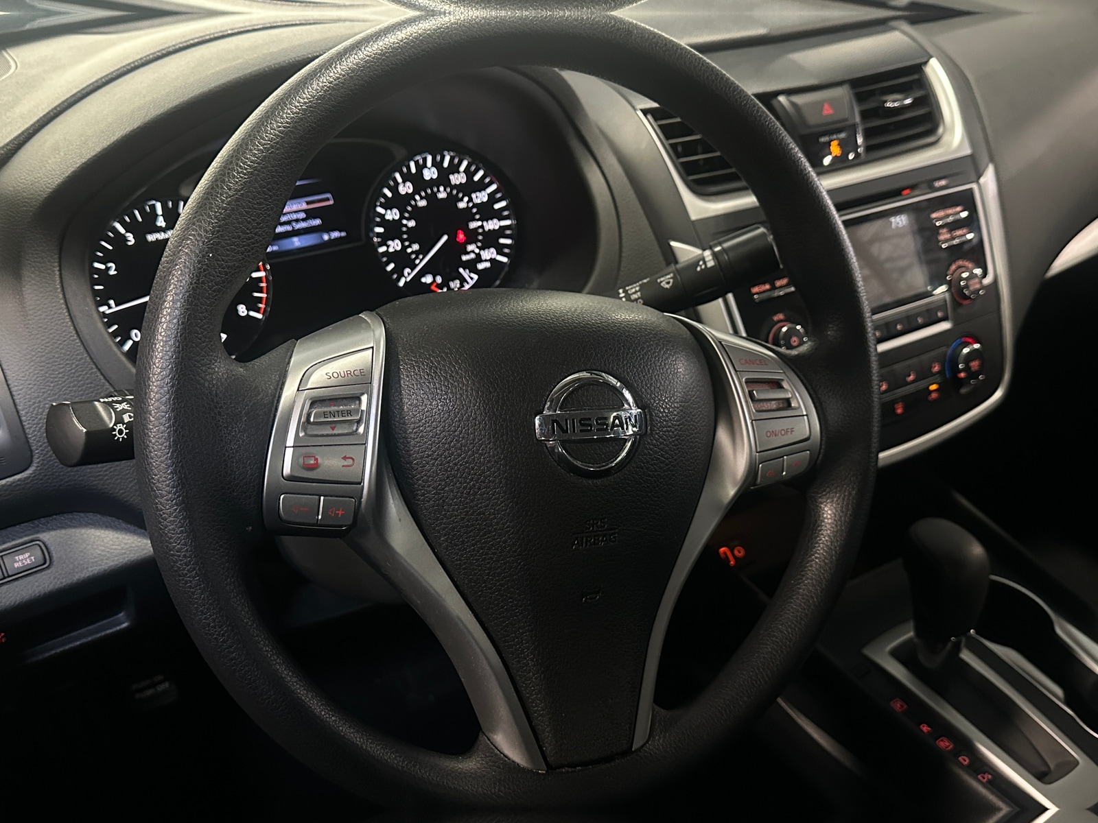 Thumbnail: 2018 Nissan Altima - 5