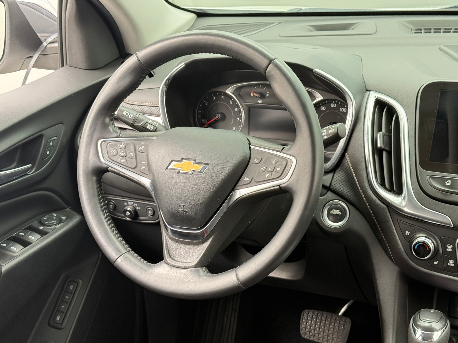 Thumbnail: 2021 Chevrolet Equinox - 4