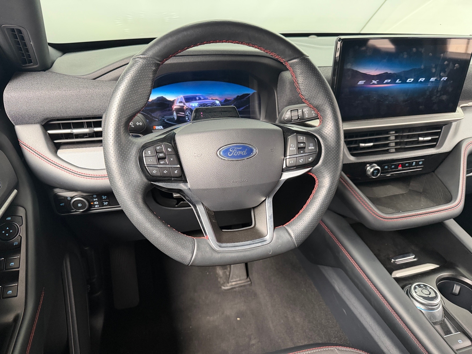 Thumbnail: 2025 Ford Explorer - 4