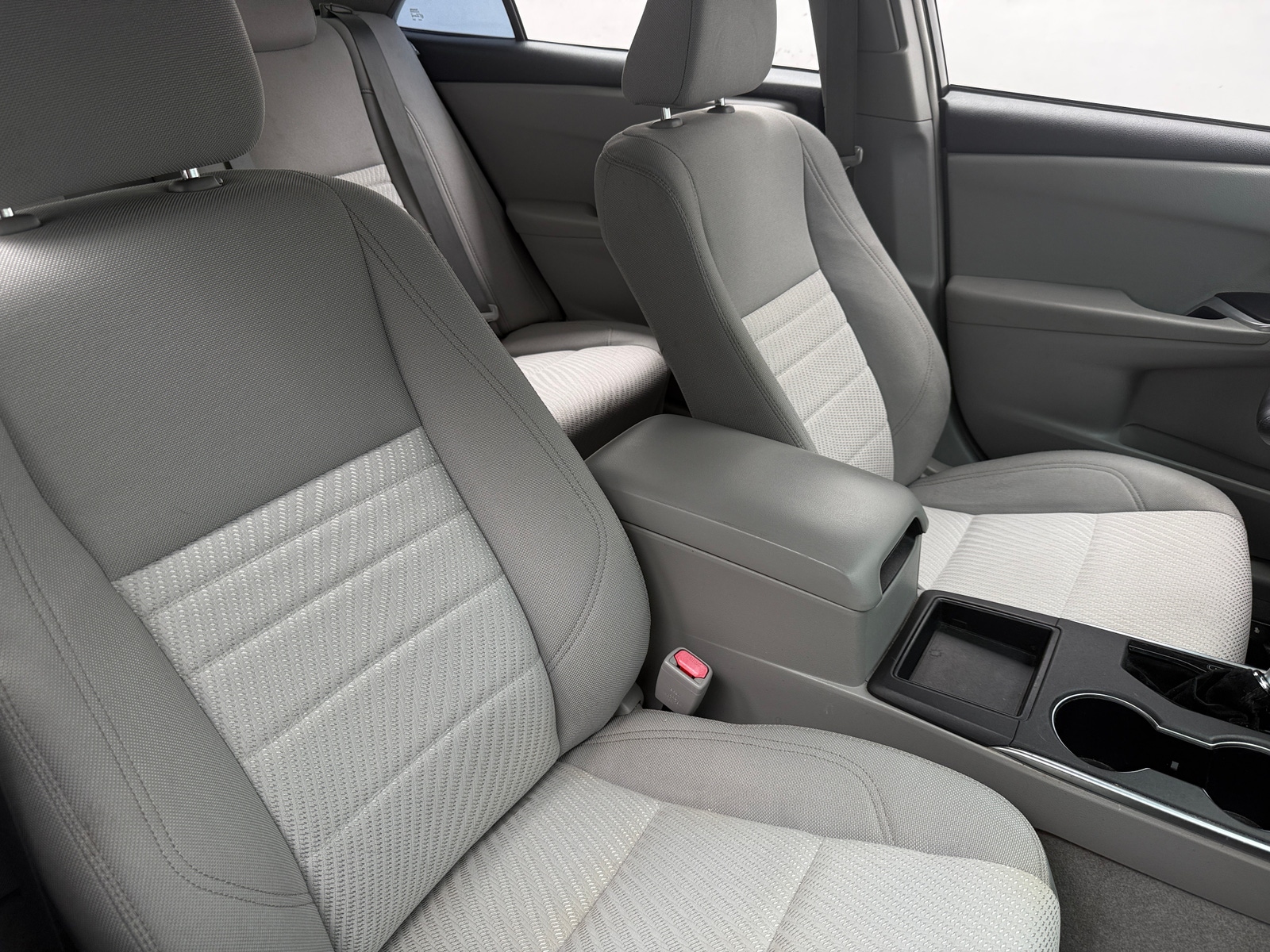 Thumbnail: 2016 Toyota Camry - 2