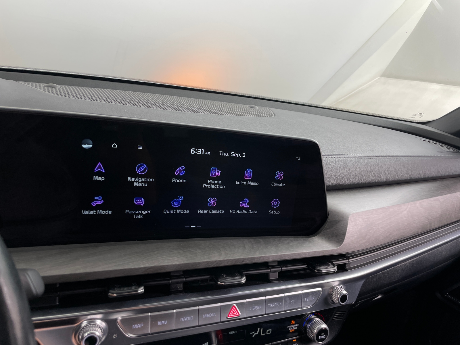 Thumbnail: 2024 Kia Telluride - 3