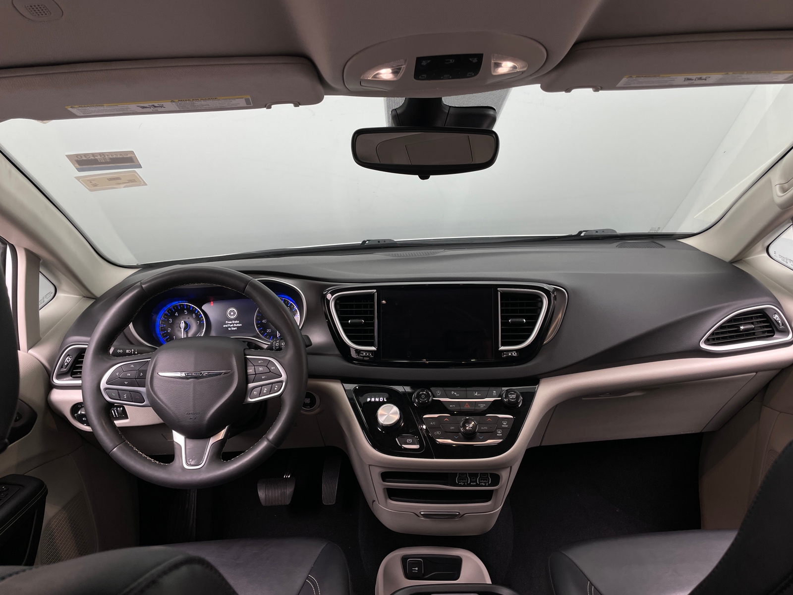 Thumbnail: 2024 Chrysler Pacifica - 2