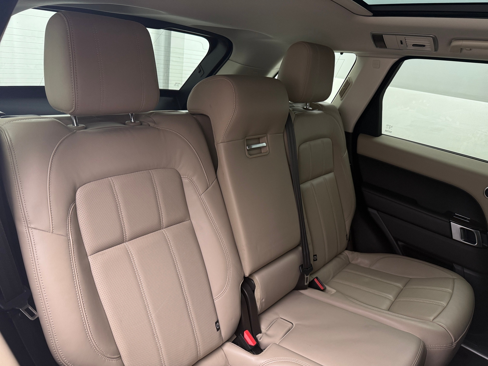 Thumbnail: 2021 Land Rover Range Rover Sport - 5
