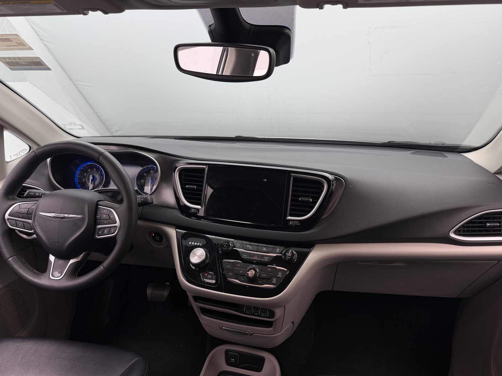 Thumbnail: 2024 Chrysler Pacifica - 2