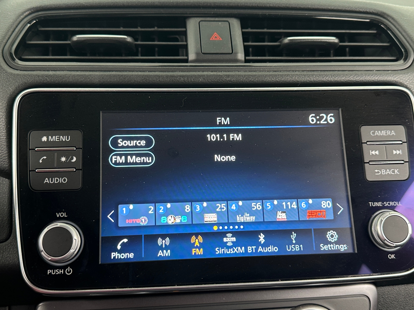 Thumbnail: 2025 Nissan Leaf - 4