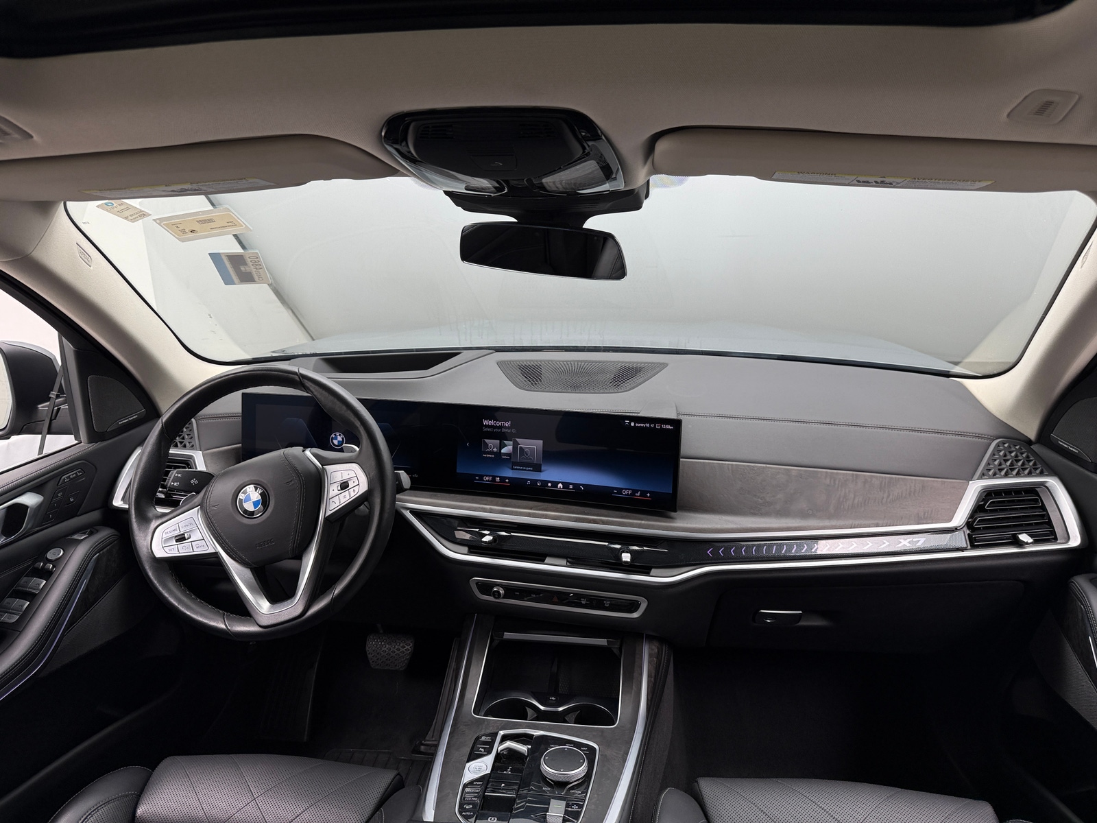 Thumbnail: 2025 BMW X7 - 2