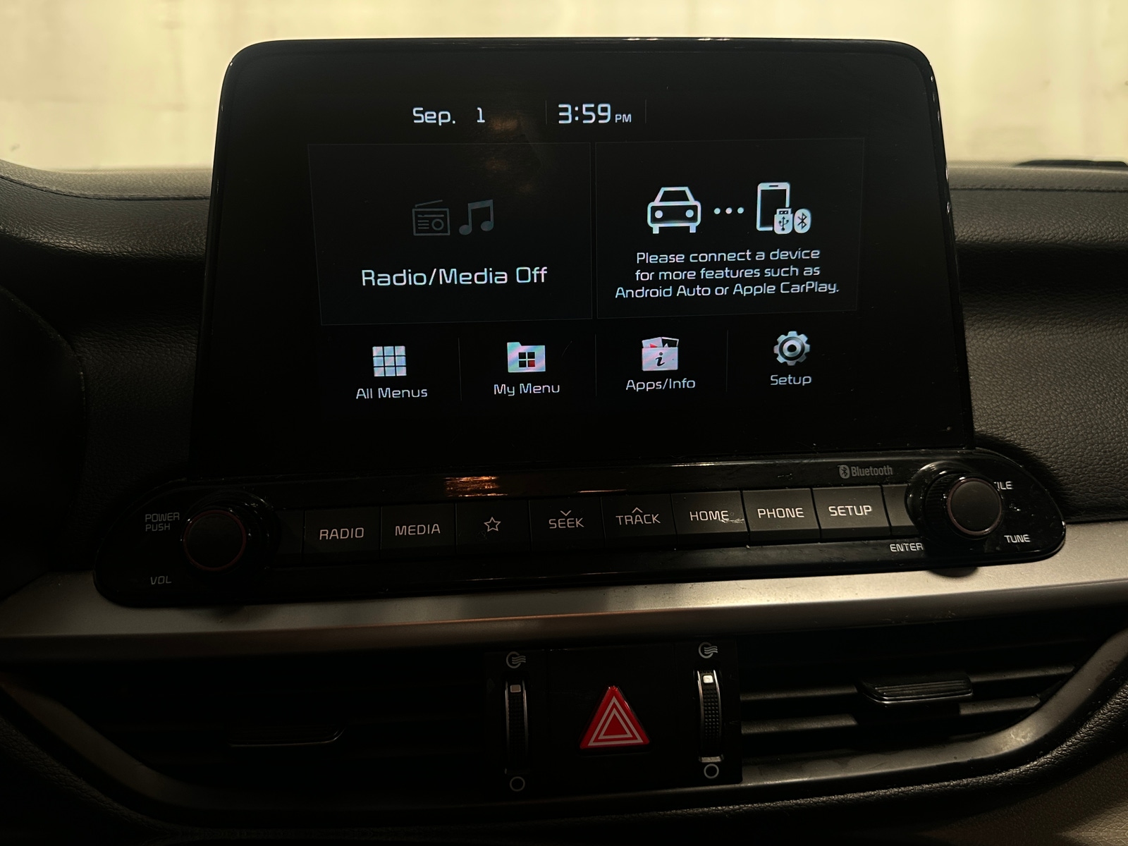 Thumbnail: 2021 Kia Forte - 4