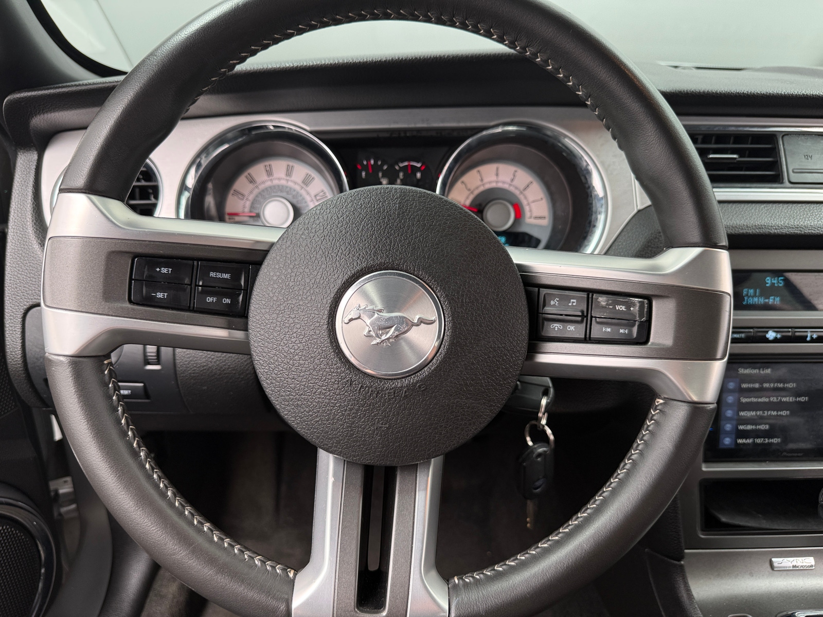 Thumbnail: 2010 Ford Mustang - 5