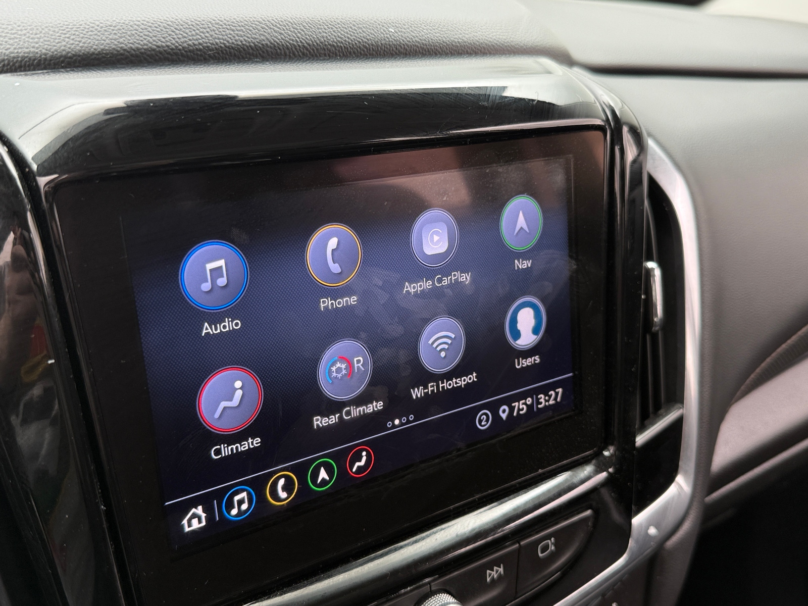 Thumbnail: 2021 Chevrolet Traverse - 3