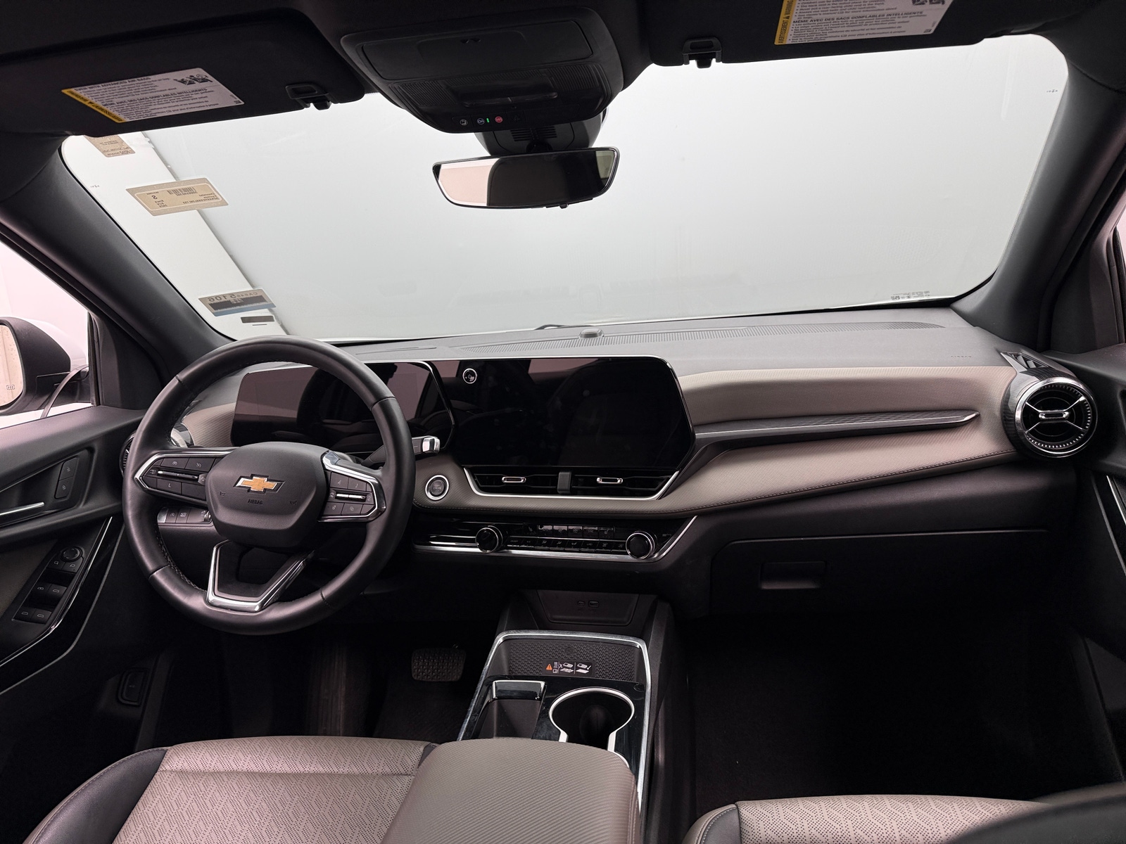 Thumbnail: 2025 Chevrolet Equinox - 2