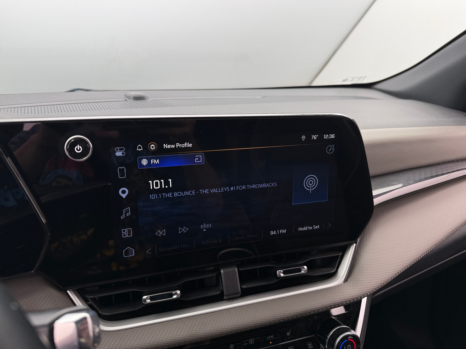 Thumbnail: 2025 Chevrolet Equinox - 3