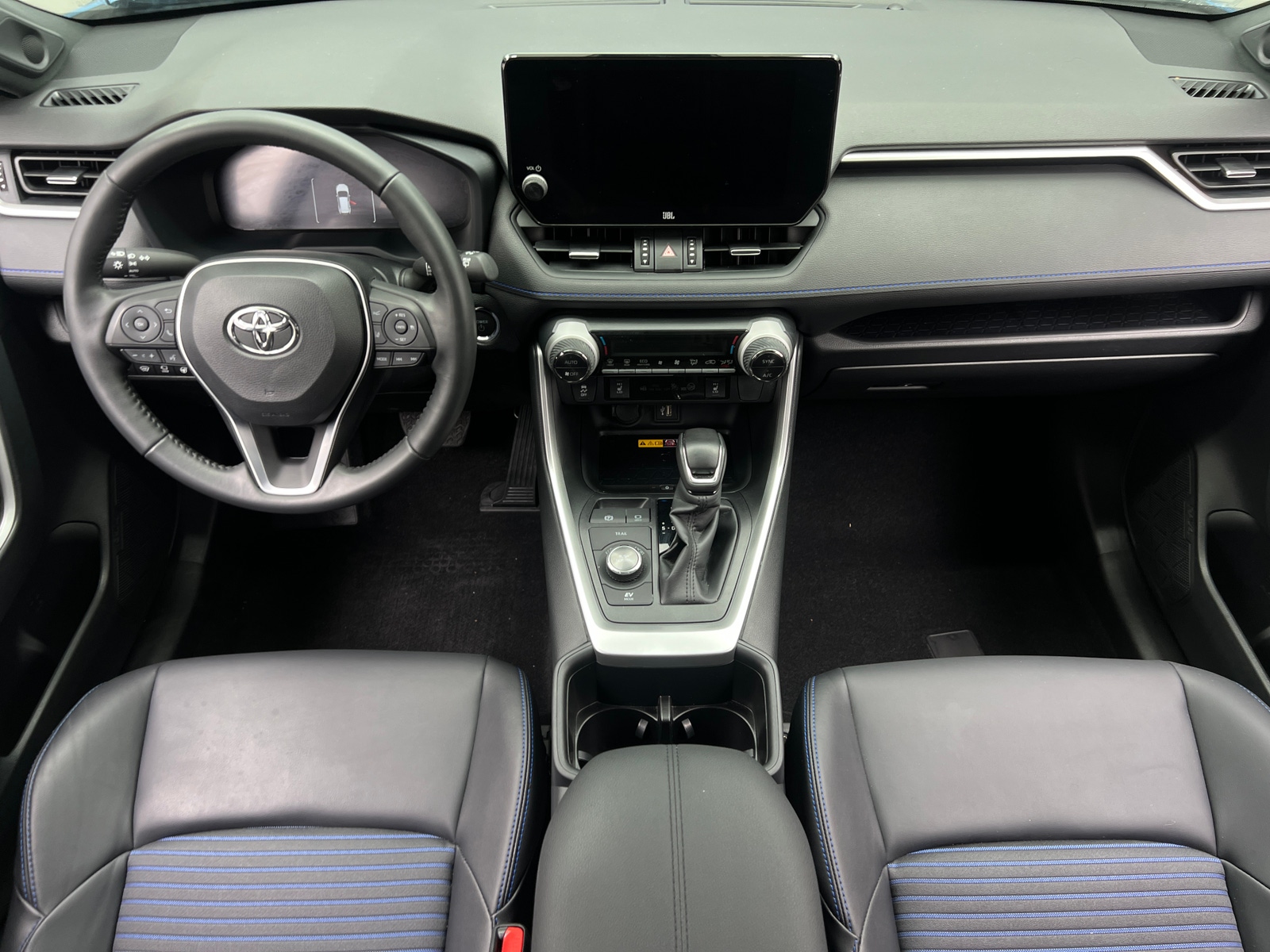 Thumbnail: 2024 Toyota RAV4 - 3