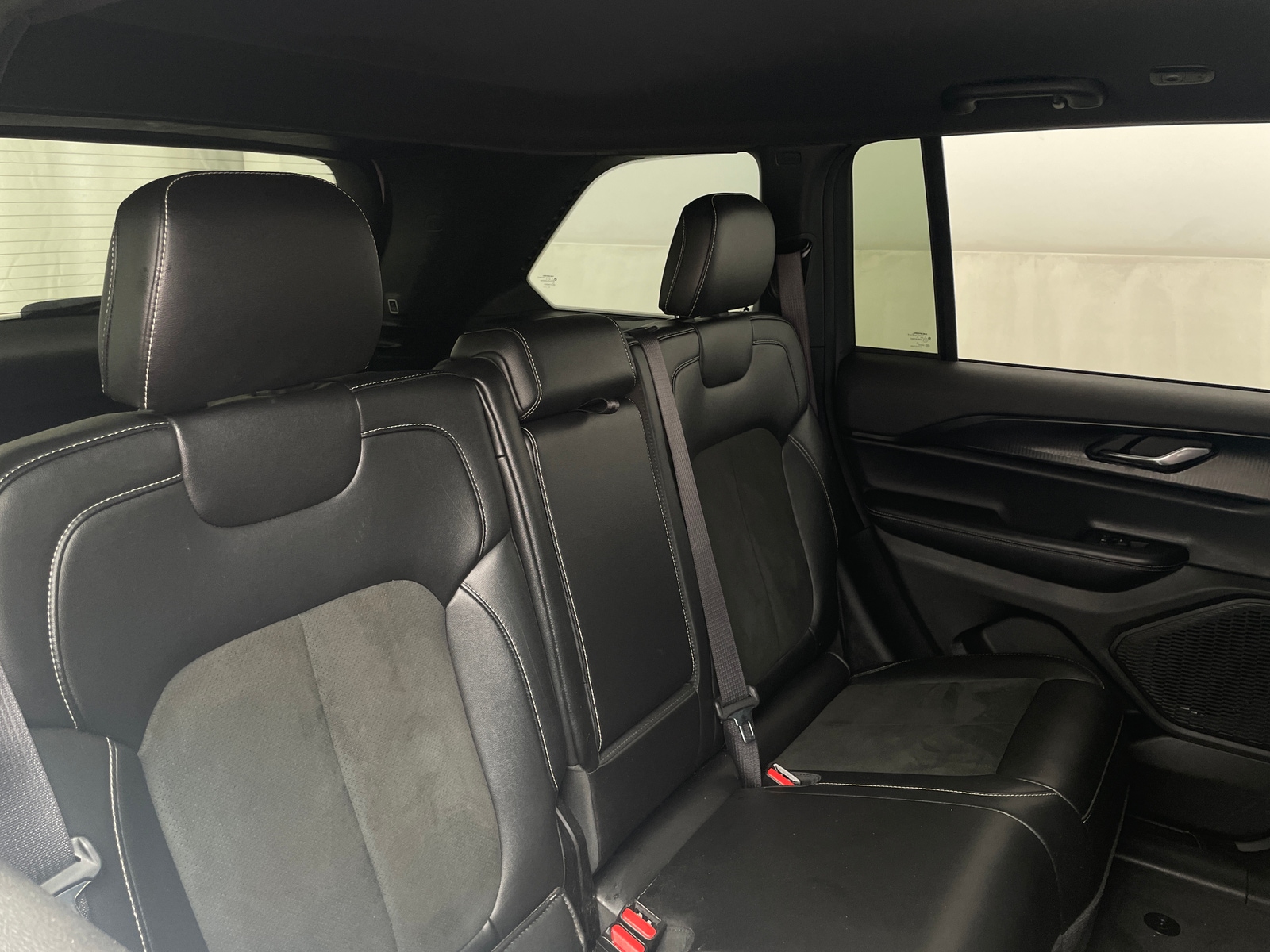 Thumbnail: 2025 Jeep Grand Cherokee - 5