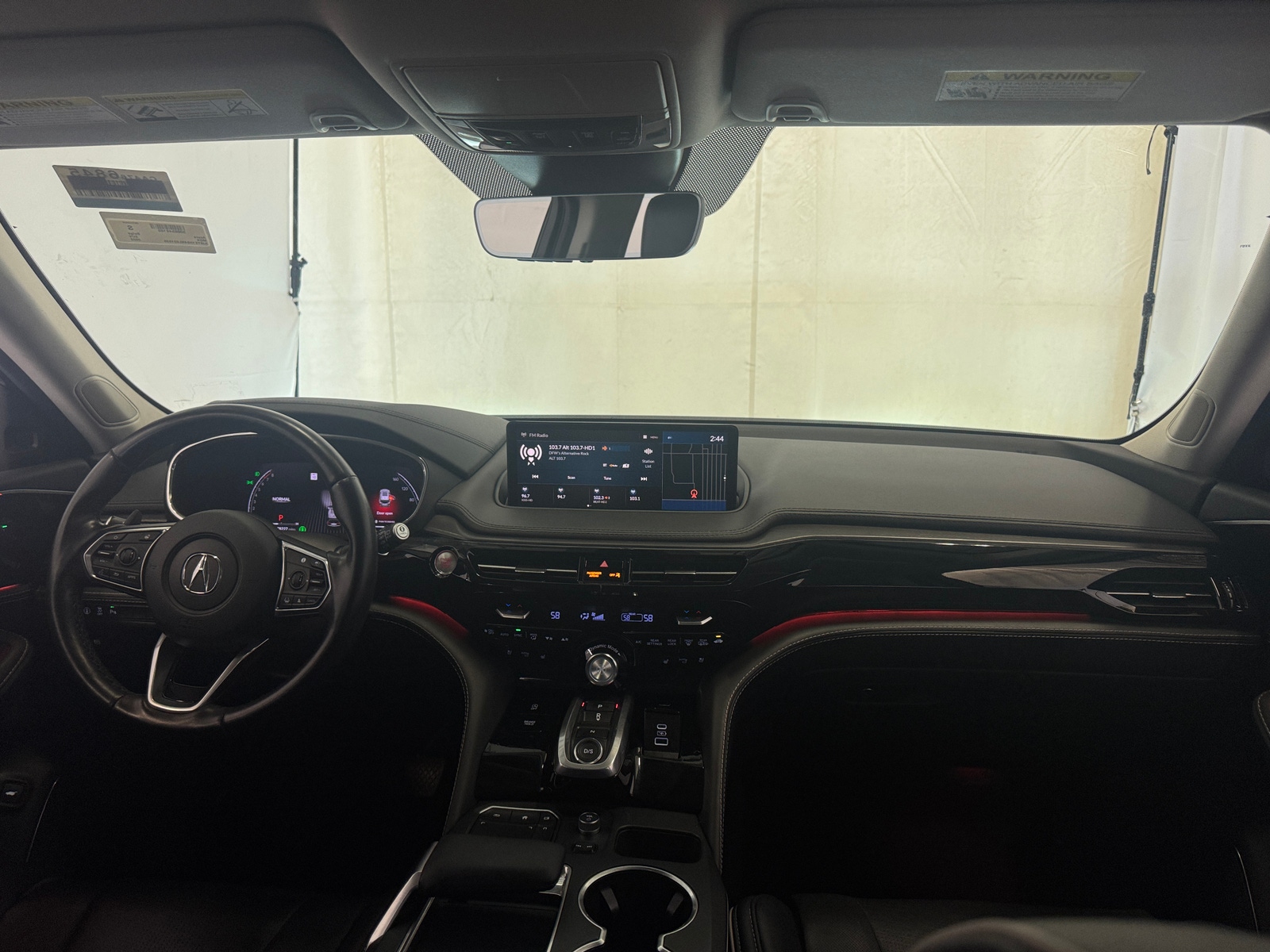 Thumbnail: 2022 Acura MDX - 2