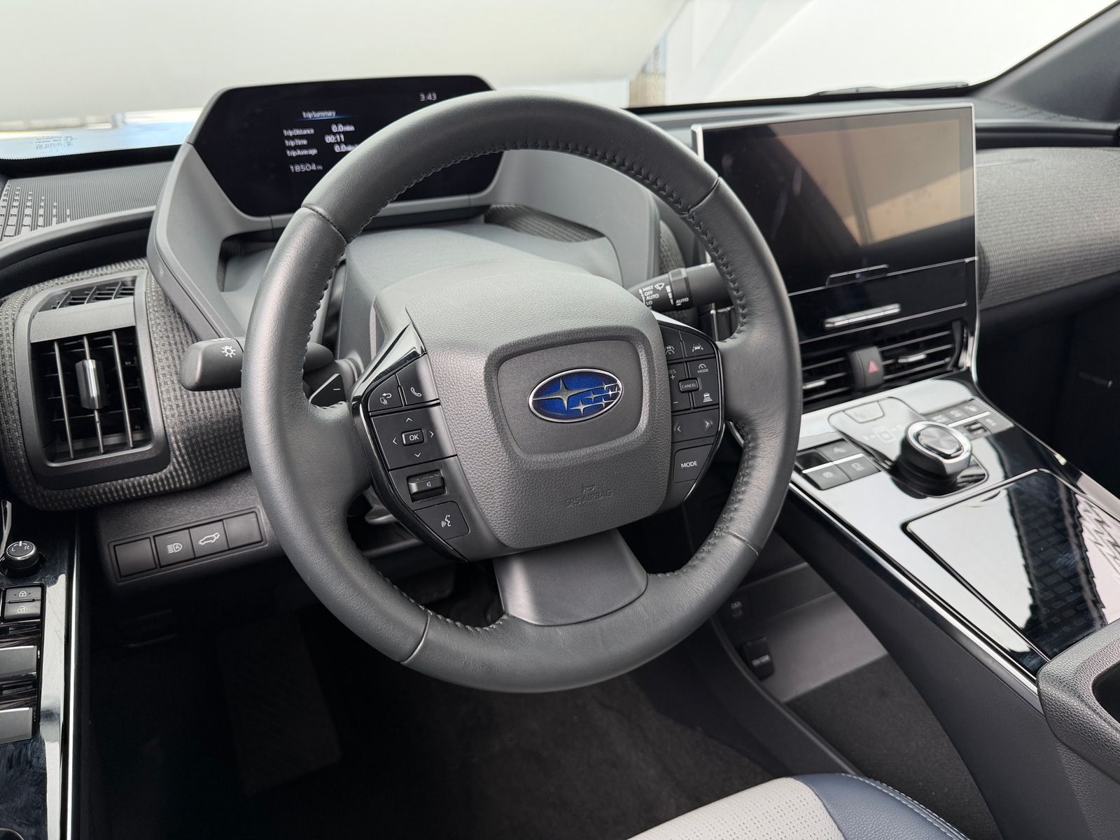 Thumbnail: 2023 Subaru Solterra - 4