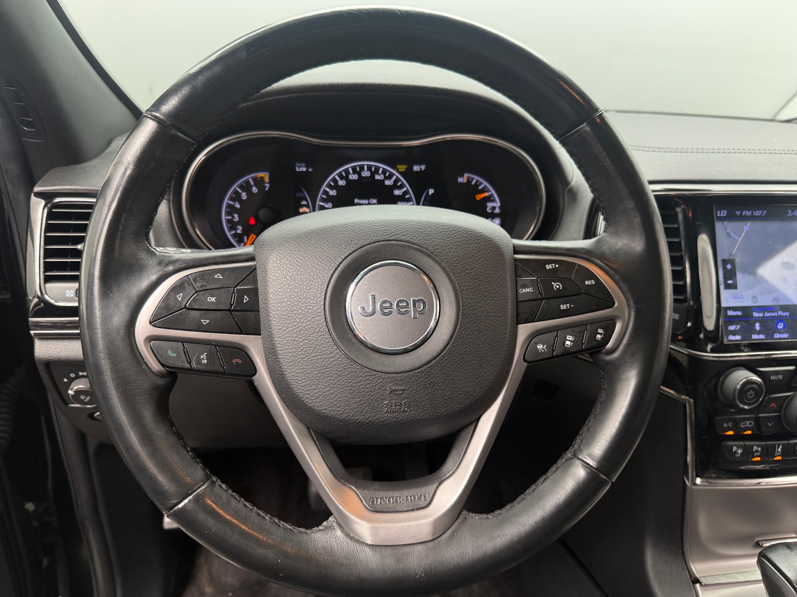 Thumbnail: 2019 Jeep Grand Cherokee - 4