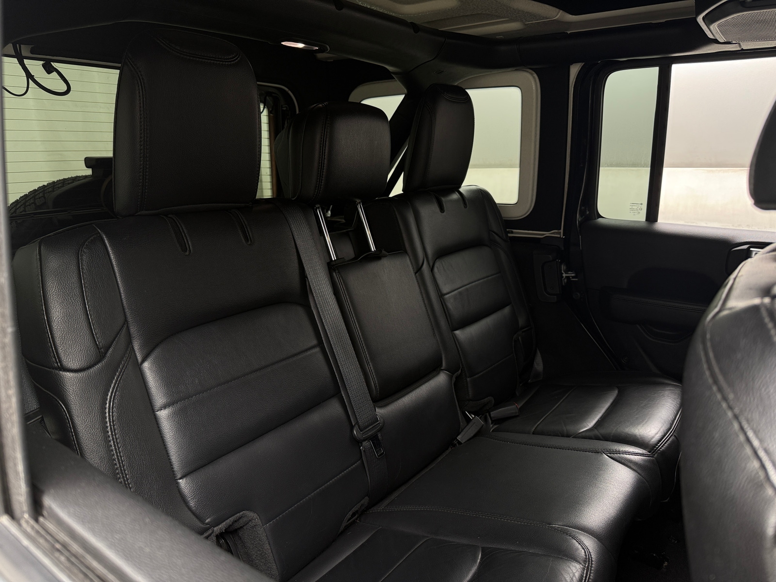 Thumbnail: 2021 Jeep Wrangler - 5