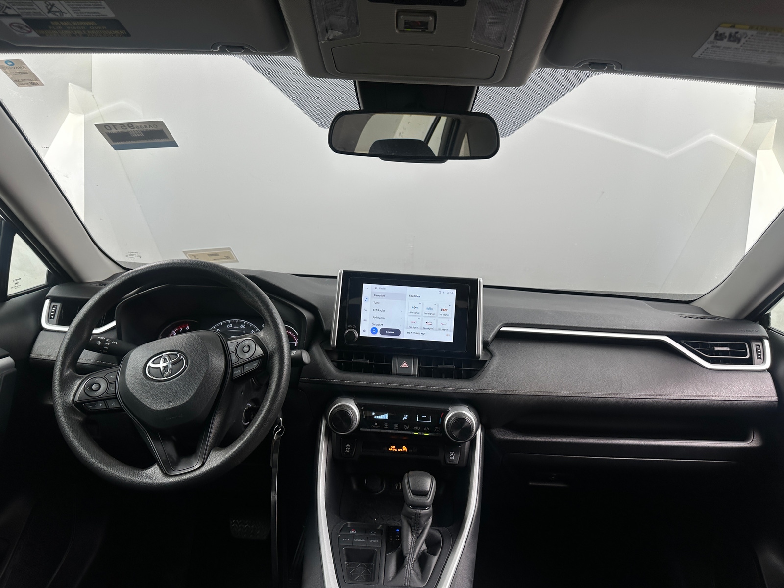 Thumbnail: 2025 Toyota RAV4 - 3