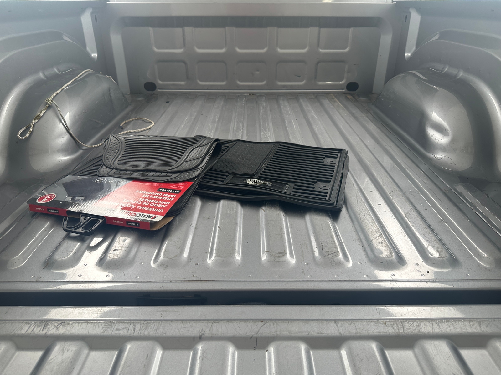 Thumbnail: 2023 RAM 1500 Classic - 7