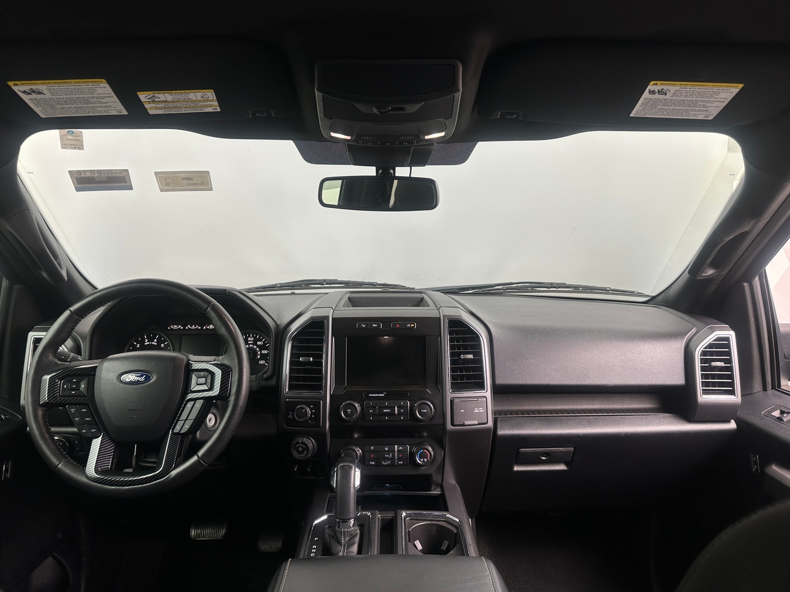 Thumbnail: 2019 Ford Econoline - 3