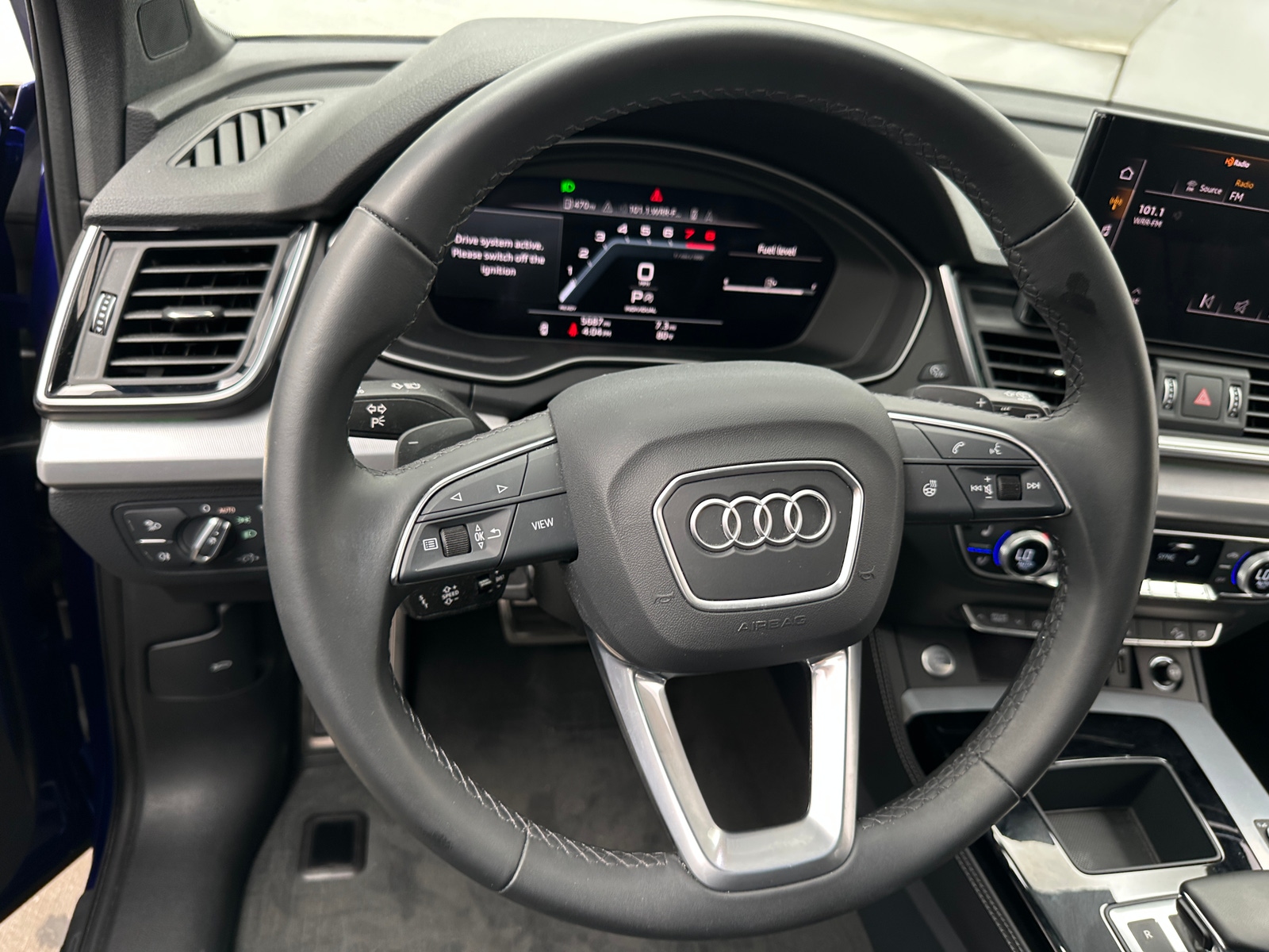 Thumbnail: 2023 Audi Q5 - 4