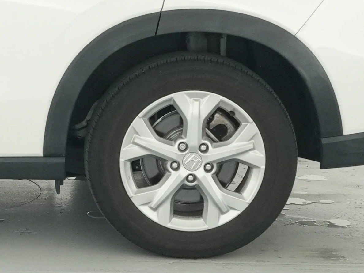 2023 Honda HR-V LX - Photo 15