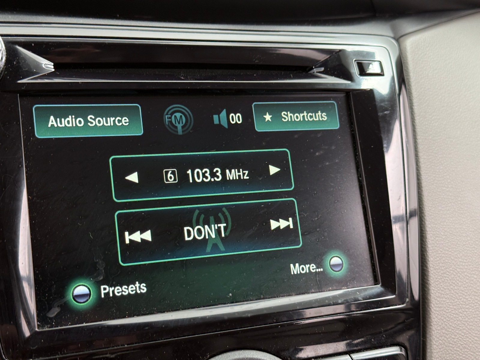 Thumbnail: 2016 Honda Odyssey - 3