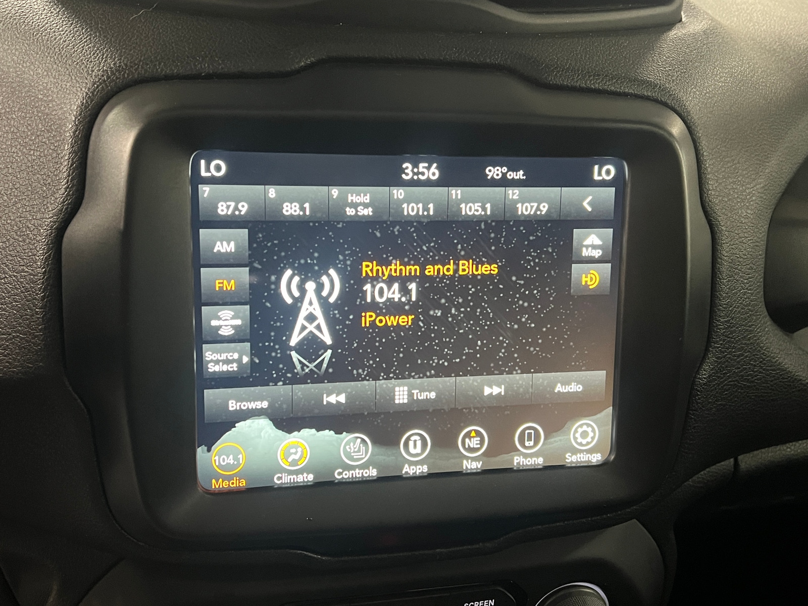 Thumbnail: 2021 Jeep Renegade - 3