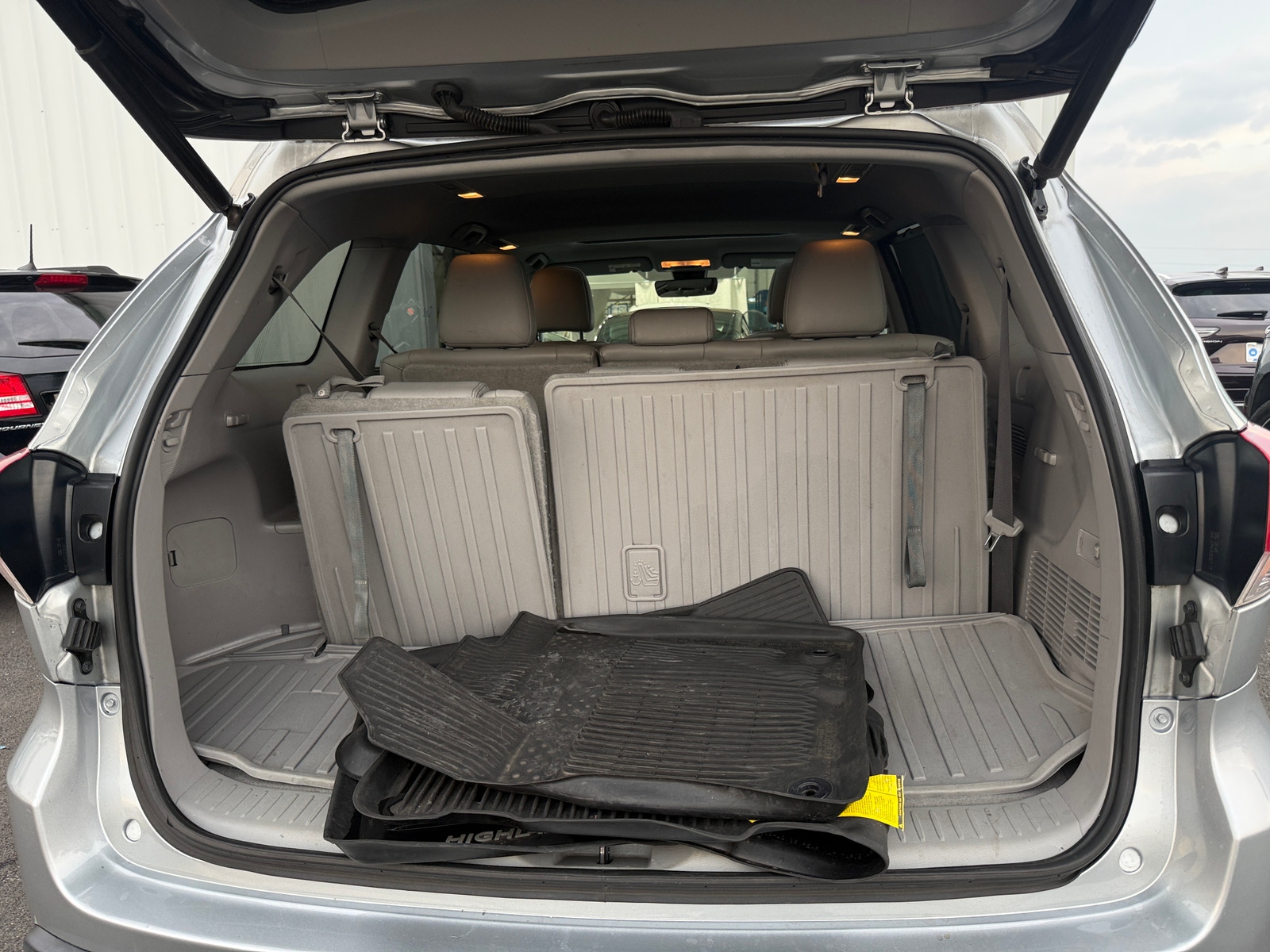 Thumbnail: 2018 Toyota Highlander - 6