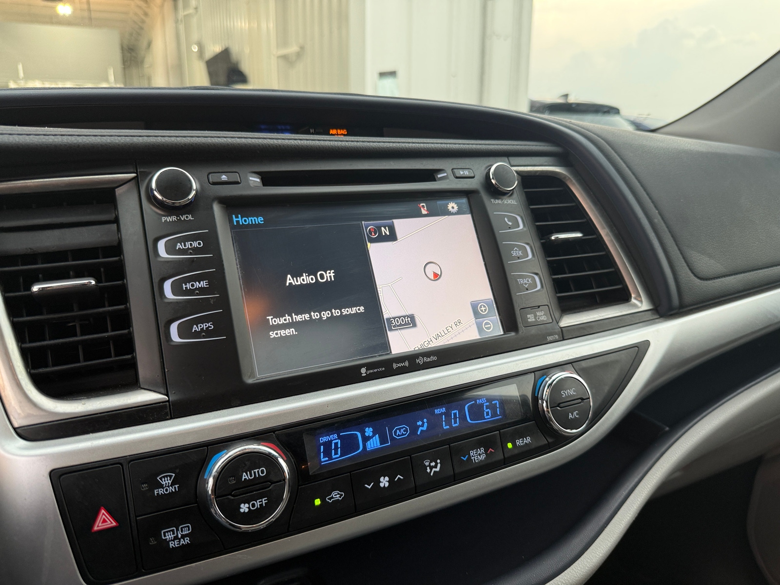 Thumbnail: 2018 Toyota Highlander - 3