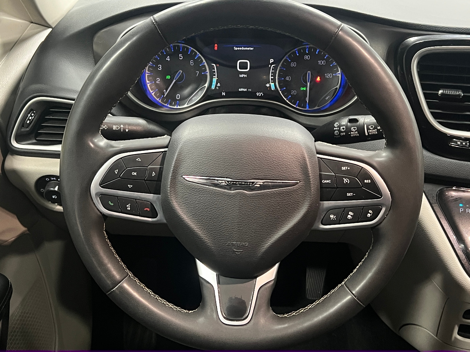 Thumbnail: 2024 Chrysler Pacifica - 4