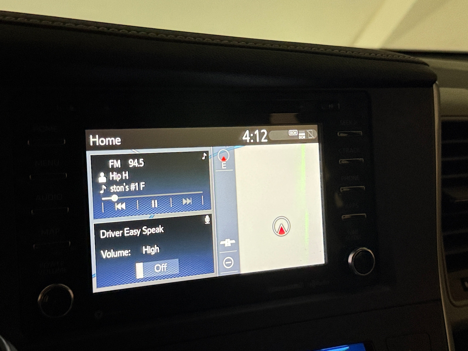 Thumbnail: 2019 Toyota Sienna - 3