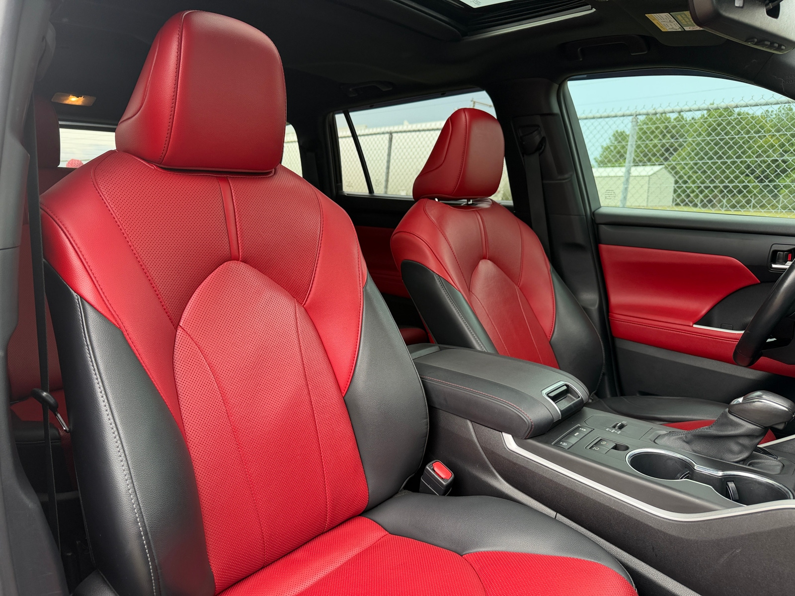 Thumbnail: 2021 Toyota Highlander - 2