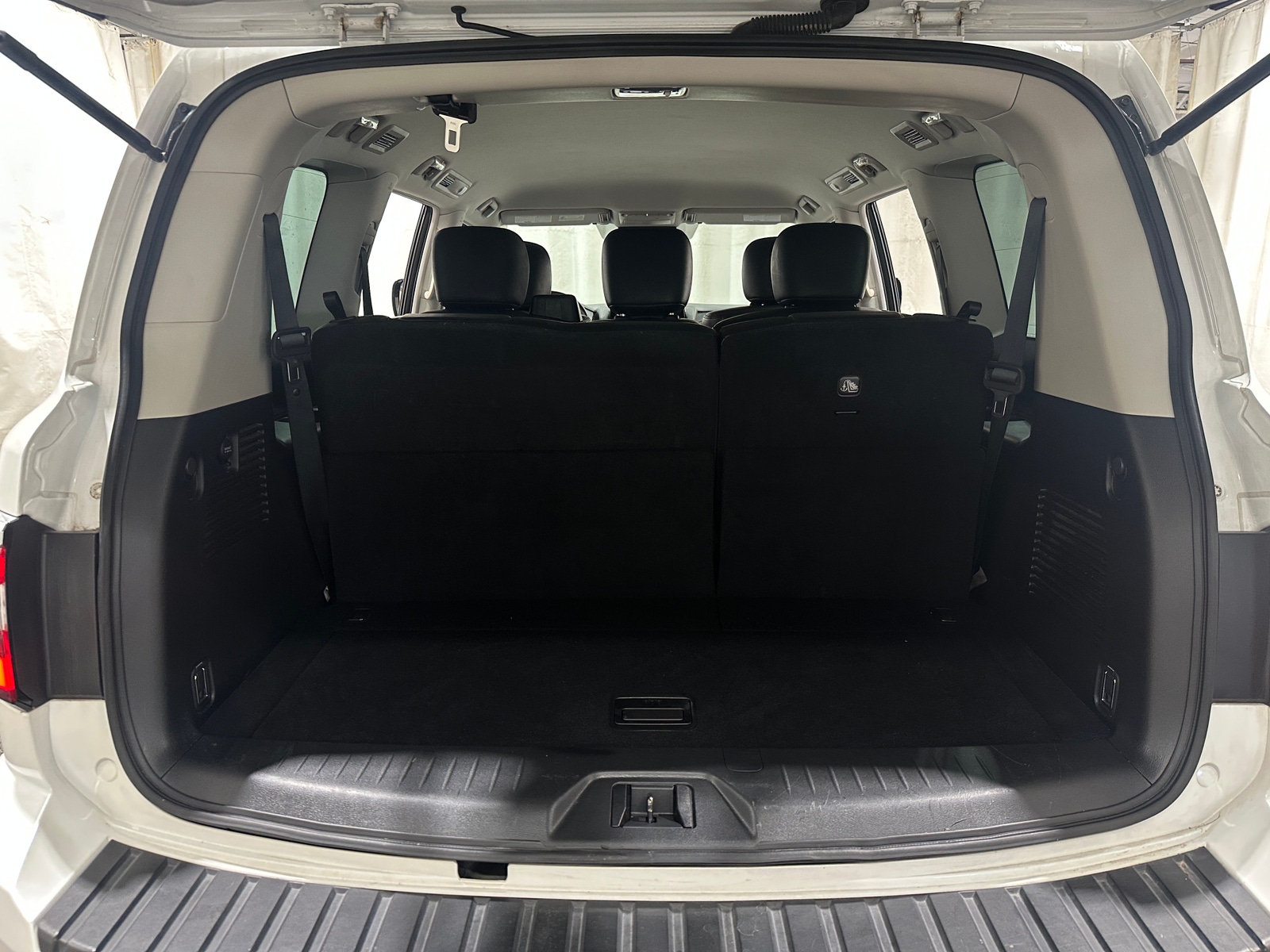 Thumbnail: 2022 Nissan Armada - 6