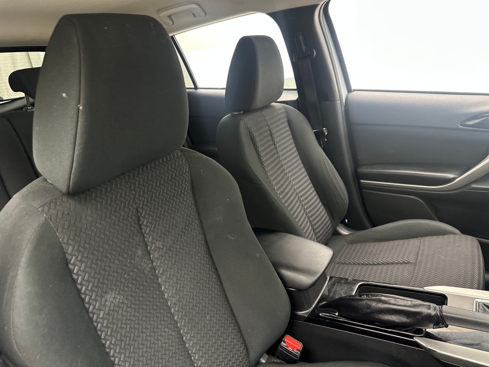 Thumbnail: 2024 Mitsubishi Eclipse Cross - 2