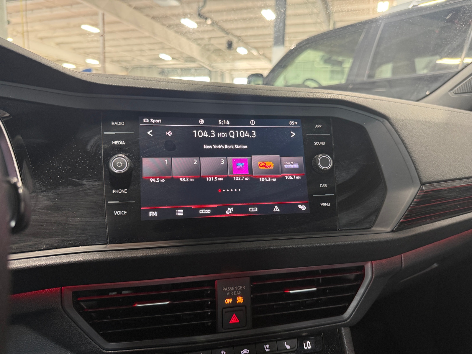 Thumbnail: 2022 Volkswagen Jetta - 4