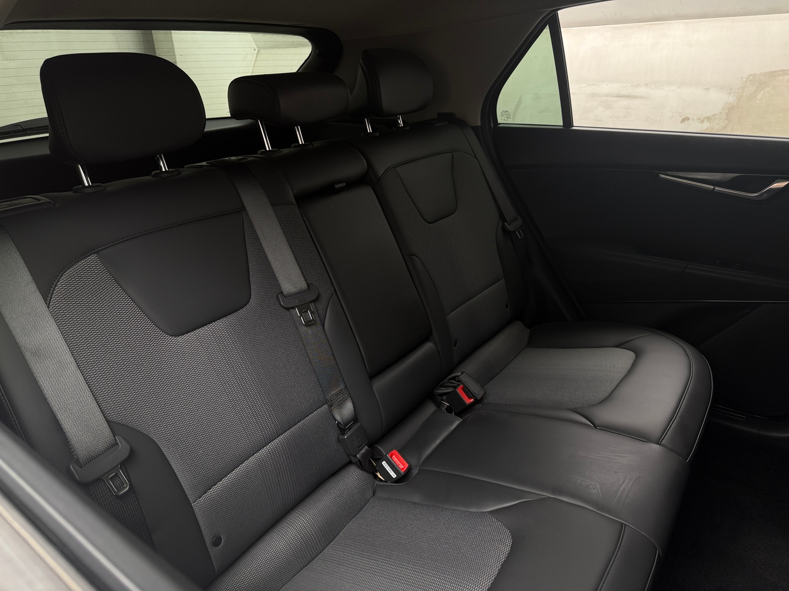 Thumbnail: 2024 Kia Niro - 5