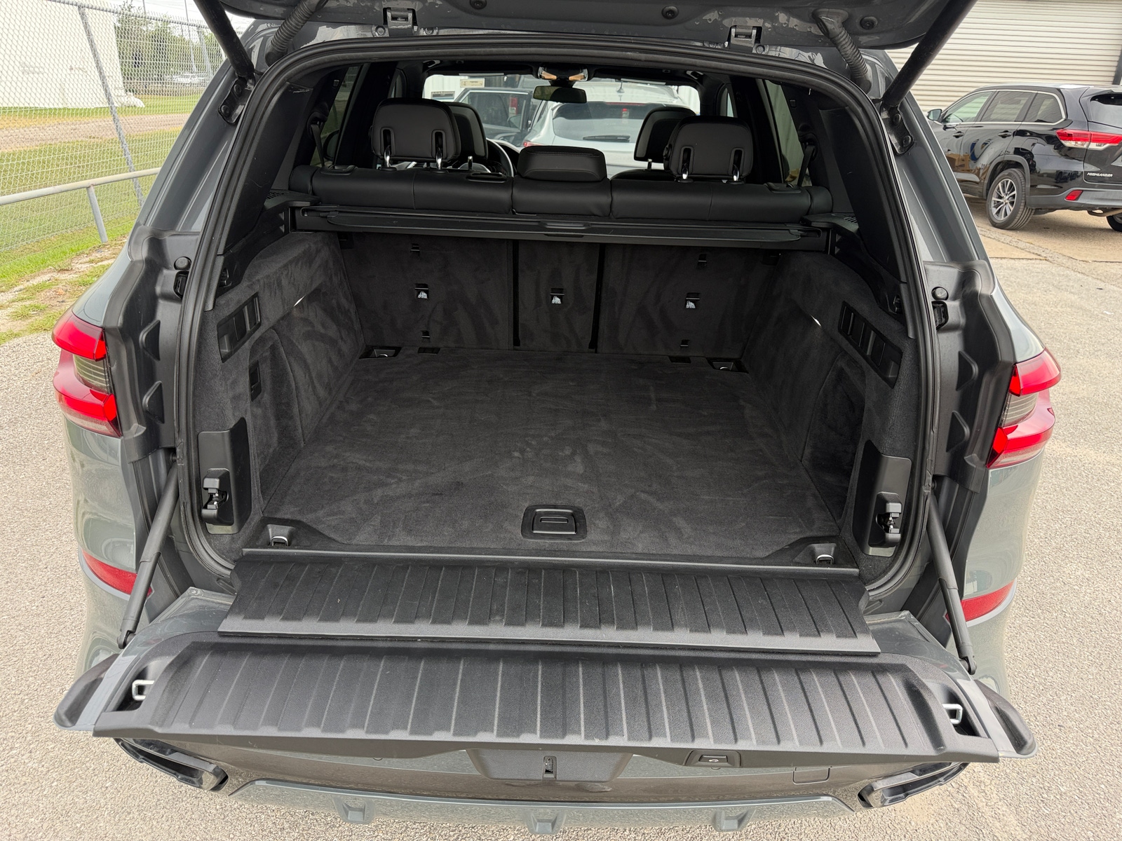 Thumbnail: 2021 BMW X5 - 6