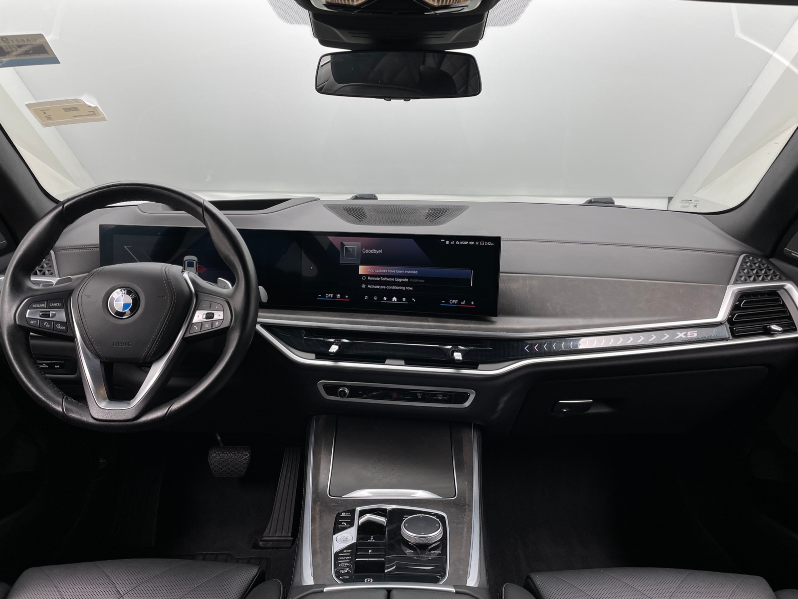 Thumbnail: 2025 BMW X5 - 2